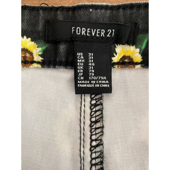 Forever 21 High Waisted 90's Inspired Black Denim Sunflower Shorts 12 - Picture 6 of 6